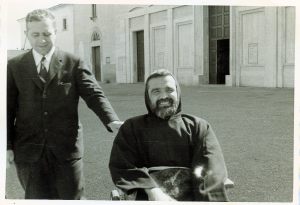 S. Giovanni Rotondo 1964, con don Nello Castello